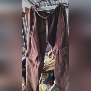Brown Unisex Cargo Sweatpants. Elastic Waist, Drawstring.